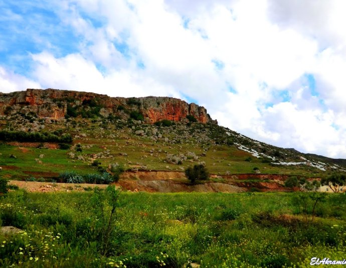 &copy; panoramio / elakramine, http://www.panoramio.com/user/831427