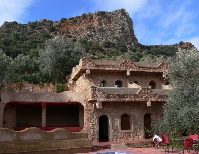 &copy; panoramio / hierbajos, http://www.panoramio.com/user/38637