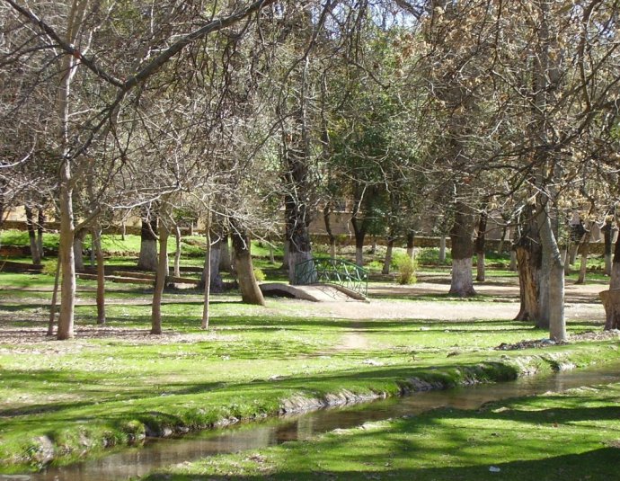 &copy; panoramio / elakramine, http://www.panoramio.com/user/831427