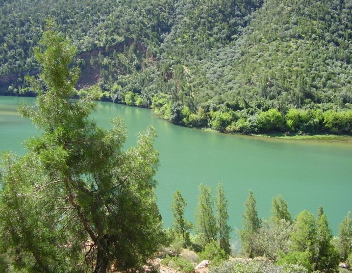 &copy; panoramio / elakramine, http://www.panoramio.com/user/831427