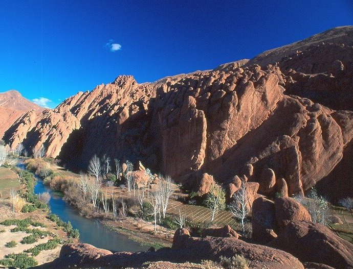 &copy; panoramio / @mabut, http://www.panoramio.com/user/232099