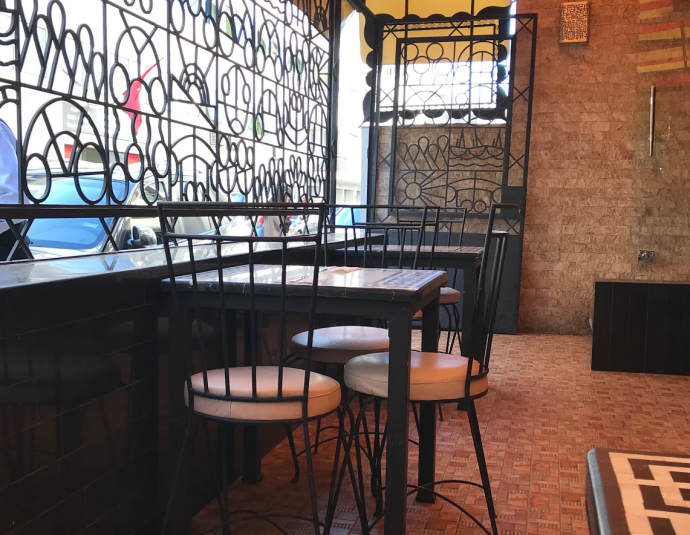 Café Restaurants "Les Artistes" "مقهى ومطعم ''الفنانين