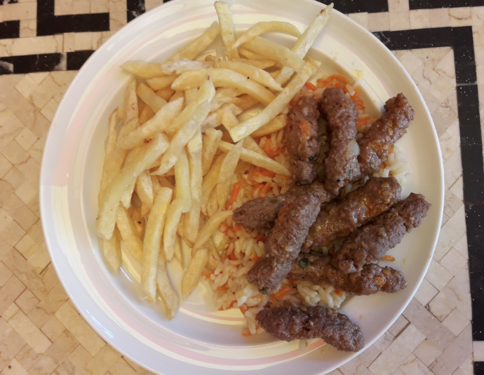 Café Restaurants "Les Artistes" "مقهى ومطعم ''الفنانين