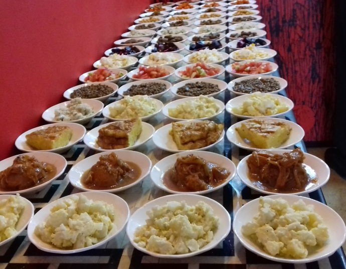 Café Restaurants "Les Artistes" "مقهى ومطعم ''الفنانين