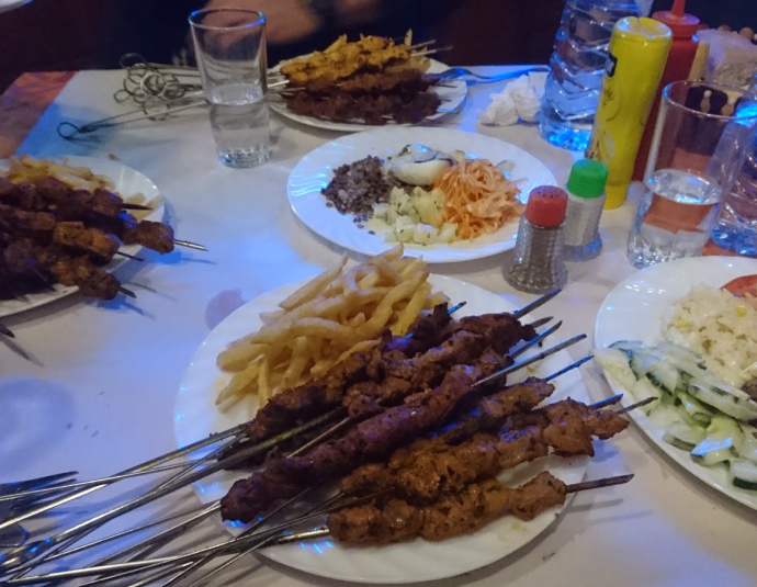 Chez Ouazzani _ عند الوزاني