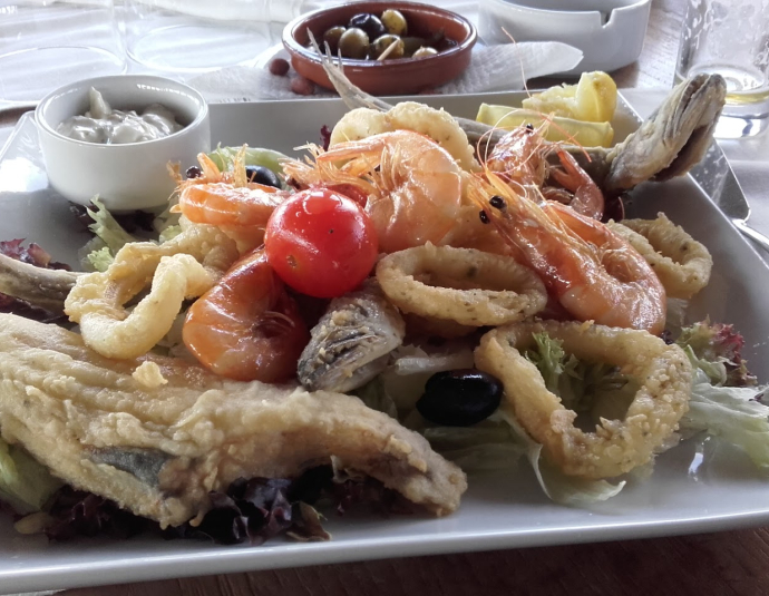 Le Dhow - Restaurant Bar Lounge