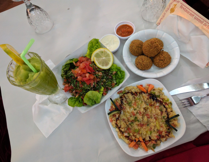 Yamal Al Sham Restaurant