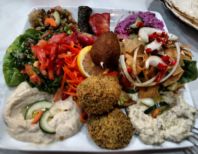 Yamal Al Sham Restaurant