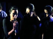 "Larmes de khôl", a graceful upheaval of the senses