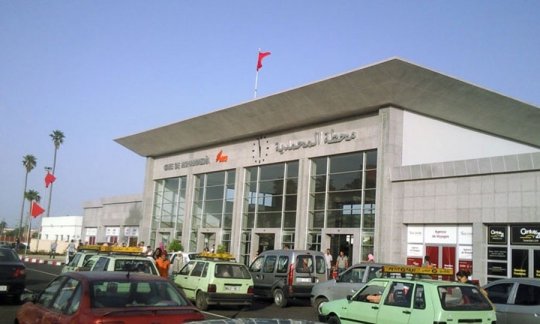 سيارات الأجرة الصغيرة: تهديد لحركة المرور