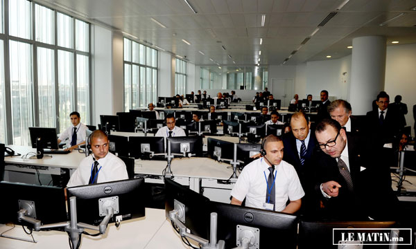 Sa Majesté le Roi inaugure la Tour Maroc Telecom de Rabat
