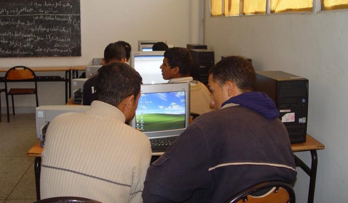Atelier d'écriture littéraire visant l'humanisation du milieu carcéral