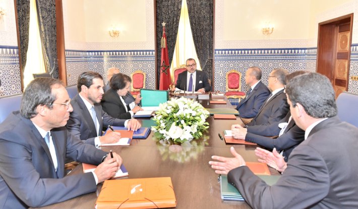 H.M. the King chairs a working session devoted to the energy sector at the Royal Palace in Tangier
