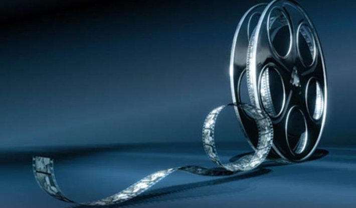 أربعة عشر فيلماً طويلاً ومثلها من الأفلام القصيرة في المنافسة